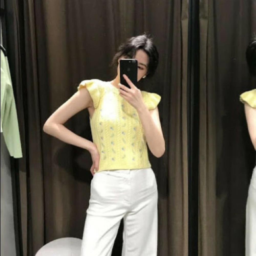 Zara knit versatile top